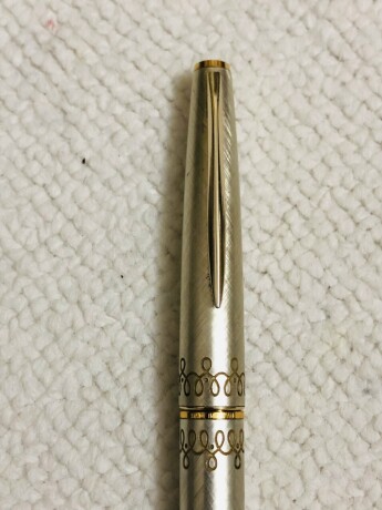 but-may-pilot-14k-nib-f-big-4