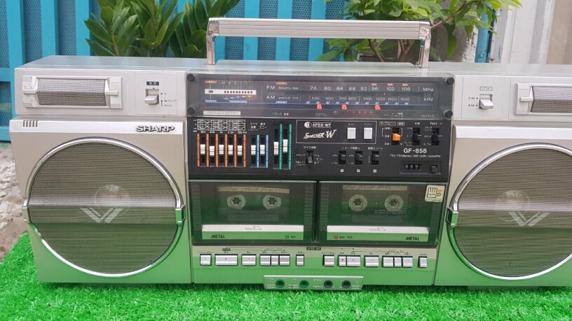 cassette-radio-sharp-gf-858-big-2