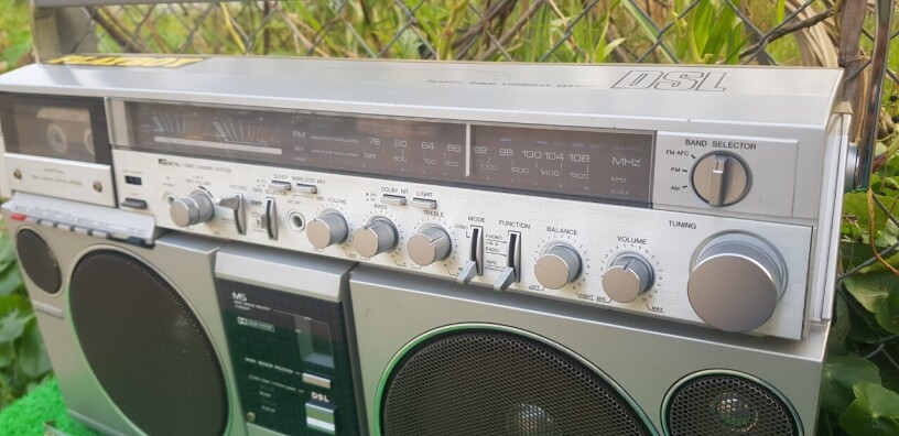 cassette-radio-aiwa-j77-big-2