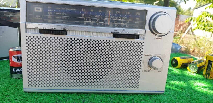 radio-shortwave-sanyo-1968-4band-pp8800-big-0