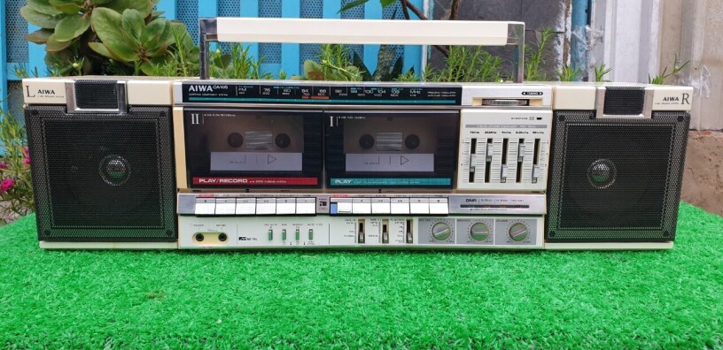 cassette-aiwa-ca-w5-big-1