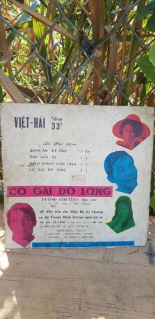 dia-nhua-truoc-1975-vang-bong-mot-thoi-big-4