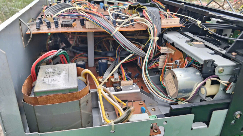 pioneer-ct-z99-dau-cassette-cao-cap-thiet-ke-manh-me-big-4