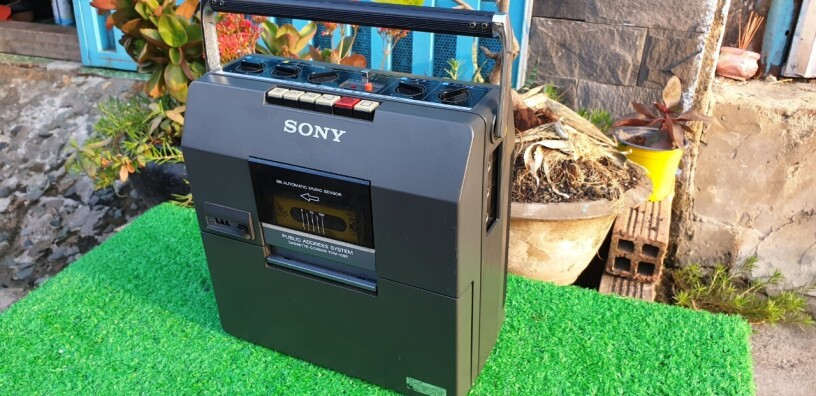 sony-tcm-1390-gon-nhe-than-quen-goi-nho-mot-thoi-cassette-len-ngoi-big-0