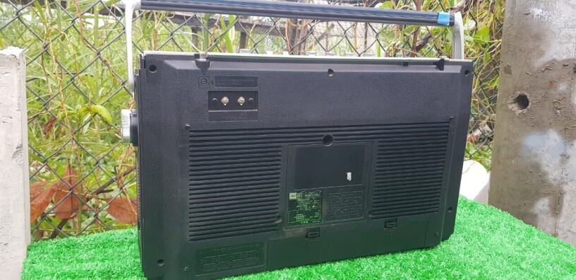 toshiba-rt-8900-dam-chat-hoai-co-mang-am-thanh-xua-tro-lai-big-6