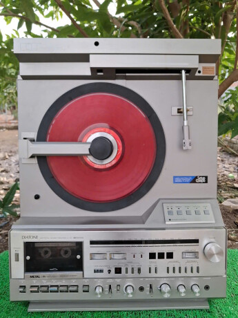 diaton-d10-co-may-am-thanh-dam-chat-hoai-co-dang-cap-suu-tam-big-3