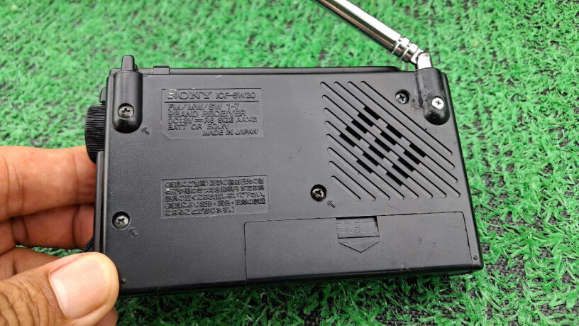 sony-sw20-radio-nho-gon-da-nang-chuan-chat-nhat-ban-big-2