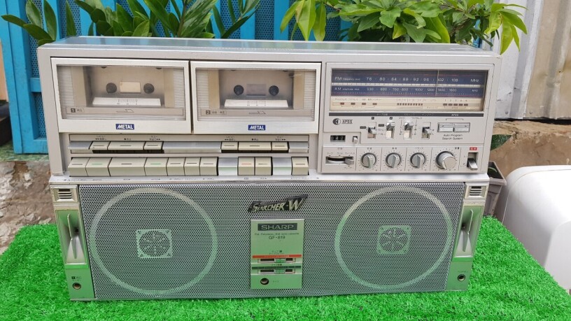 cassette-radio-sharp-gf-819-big-1