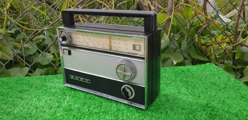 sony-tr-911-radio-co-dien-dam-chat-hoai-niem-big-3