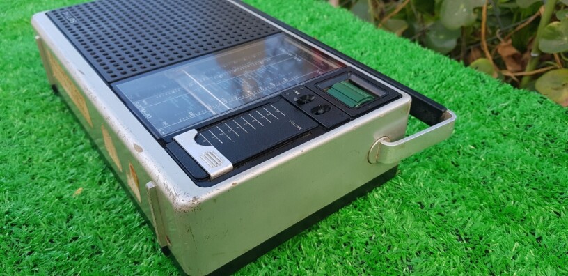 philips-4-band-radio-co-dien-chuan-chau-au-sang-trong-big-5