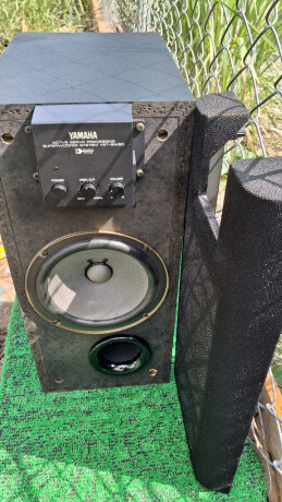 loa-sub-yamaha-yst-sw70-nho-gon-ma-rung-cuc-da-big-5