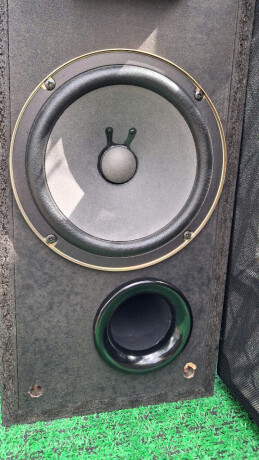 loa-sub-yamaha-yst-sw70-nho-gon-ma-rung-cuc-da-big-6