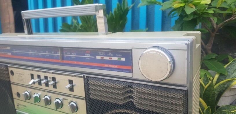 cassette-radio-toshiba-bombeat-rt-s84-big-4