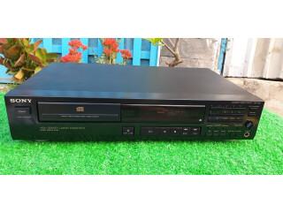 🎵 Âm thanh chuẩn Sony – Dầu CD Sony CPD-497 cho tiếng trong, sạch, sâu.