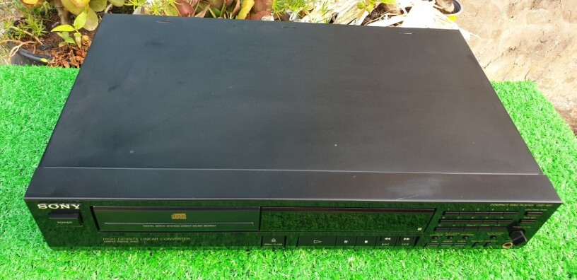 am-thanh-chuan-sony-dau-cd-sony-cpd-497-cho-tieng-trong-sach-sau-big-4