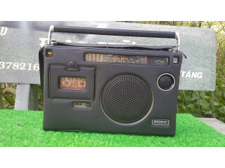 📼 Sony 1980 – Hồi ức vang vọng từ chiếc cassette huyền thoại