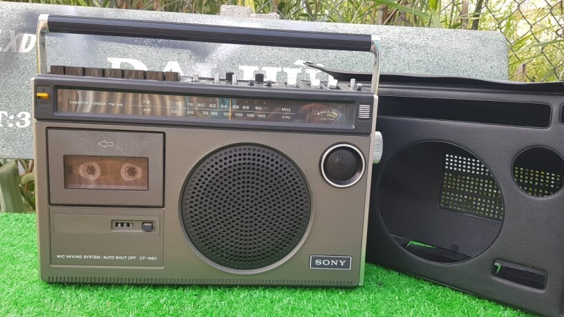 sony-1980-hoi-uc-vang-vong-tu-chiec-cassette-huyen-thoai-big-8