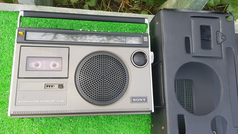 sony-1980-hoi-uc-vang-vong-tu-chiec-cassette-huyen-thoai-big-4