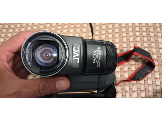 📹 Máy quay băng Compact VHS JVC GR-AX840U, sản xuất tại Nhật, thập niên 90.