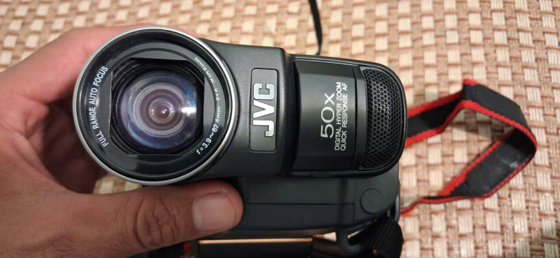 may-quay-bang-compact-vhs-jvc-gr-ax840u-san-xuat-tai-nhat-thap-nien-90-big-0