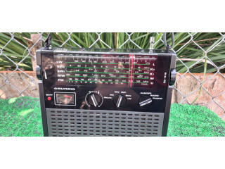 📻 Grundig 4 Band – Radio cổ điển chuẩn chất Đức