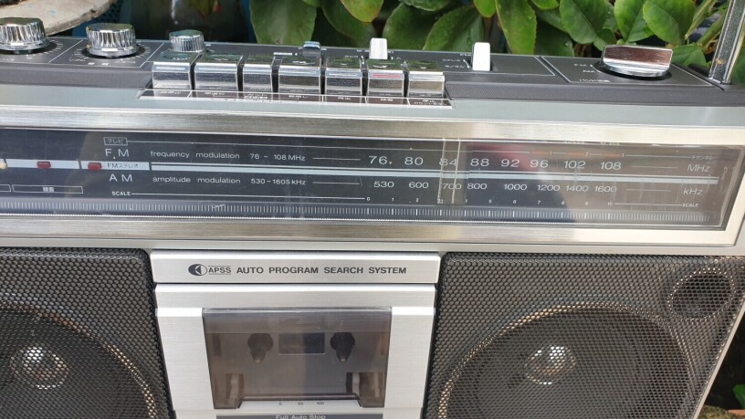 cassette-sharp-gf-207t-mau-xam-thanh-am-chuan-chat-thap-nien-90-big-1