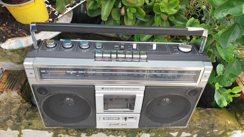 cassette-sharp-gf-207t-mau-xam-thanh-am-chuan-chat-thap-nien-90-big-0