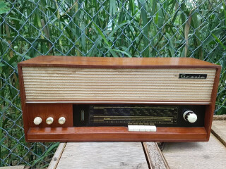 Radio Tube Gracia Đức 4 band radio FM 104 AM SW LW Hoạt động tốt Điện 220V