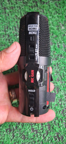 ban-may-ghi-am-zoom-am-thanh-chuan-phong-thu-big-3