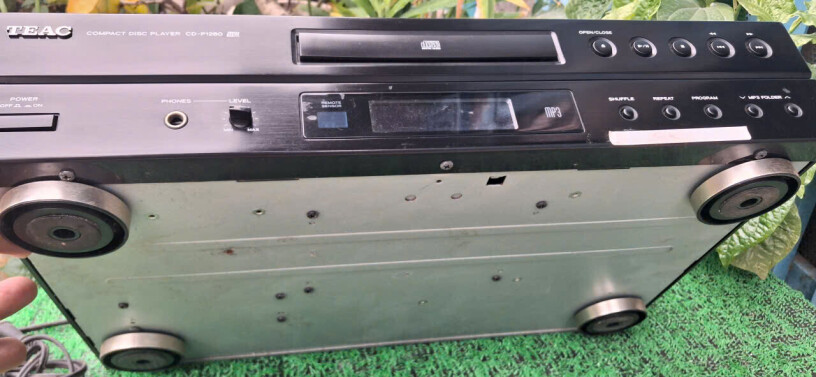 dau-doc-teac-cd-p1260-big-1