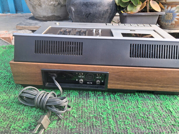 deck-cassette-sony-tc-2460sd-san-xuat-nam1972-big-1