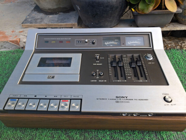 deck-cassette-sony-tc-2460sd-san-xuat-nam1972-big-0