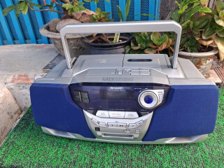 Cassette radio Sharp MD-F11