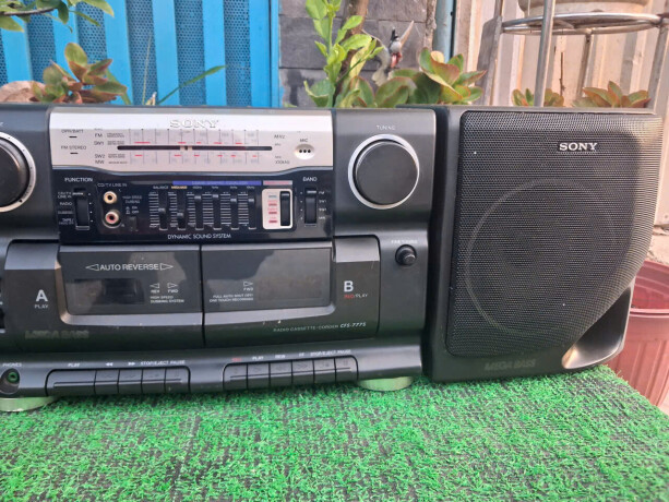 cassette-radio-sony-cfs-777s-big-3
