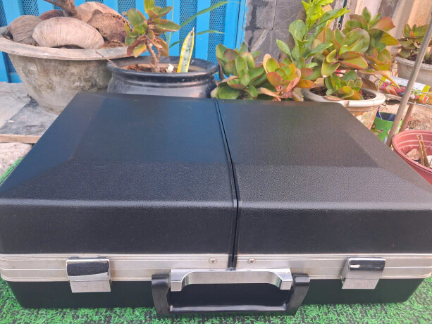 may-hat-dia-crown-lp-cassette-radio-fm-am-big-3